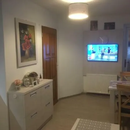 S Letni Terasou Apartment Filipovice